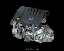 SUV-Nissan-Qashqai-Modell-2010-2.0-l-Motor SUV-Nissan-Qashqai-Modell-2010-2.0-l-Motor
