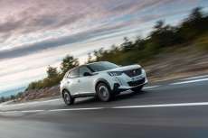 peugeot-2008-seitenperpektive peugeot-2008-seitenperpektive