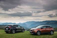 Peugeot-3008-Modell-2016-Heck-und-Frontansicht