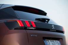 Peugeot-3008-Modell-2016-Heck Peugeot-3008-Modell-2016-Heck