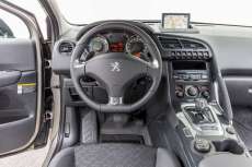 Peugeot_3008_HYbrid4_4 Peugeot_3008_HYbrid4_4