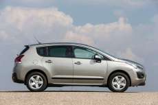 Peugeot_3008_HYbrid4_8 Peugeot_3008_HYbrid4_8