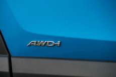 Toyota-RAV4-Hybrid-2016-AWD