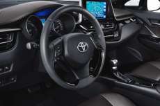 Toyota-C-HR-2016-Interieur-Cockpit