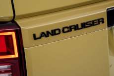 Toyota-Land-Cruiser-first-Edition-Exterieur-6