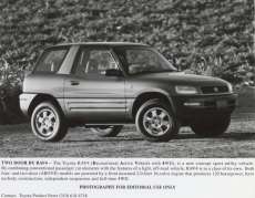 Toyota-Rav4-3-Tuerer-1996-1