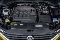 VW-SUV-T-Roc-2017-Motor